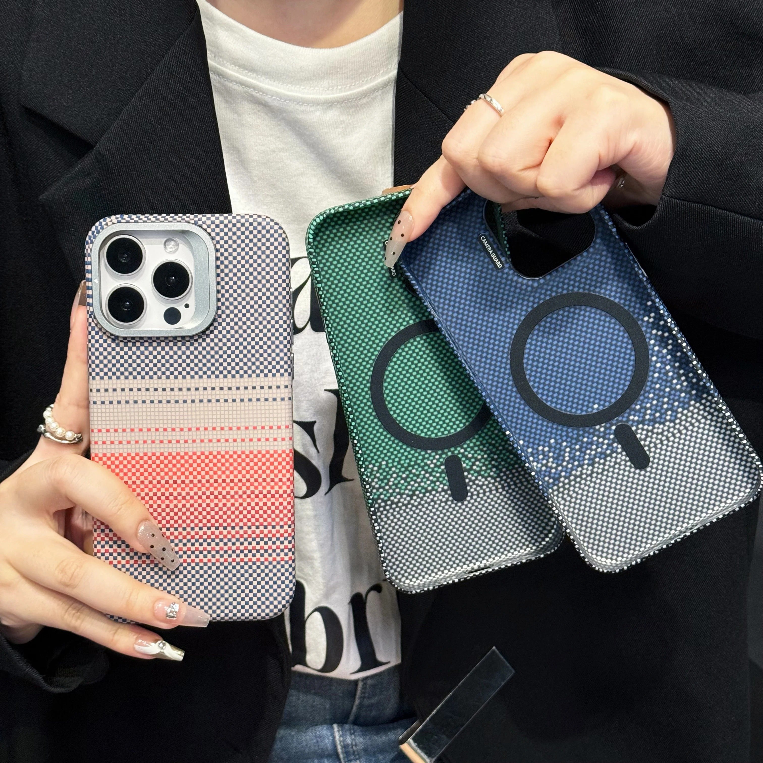 Magnetic Carbon Fiber Kevlar Pattern Made for iPhone Series 16